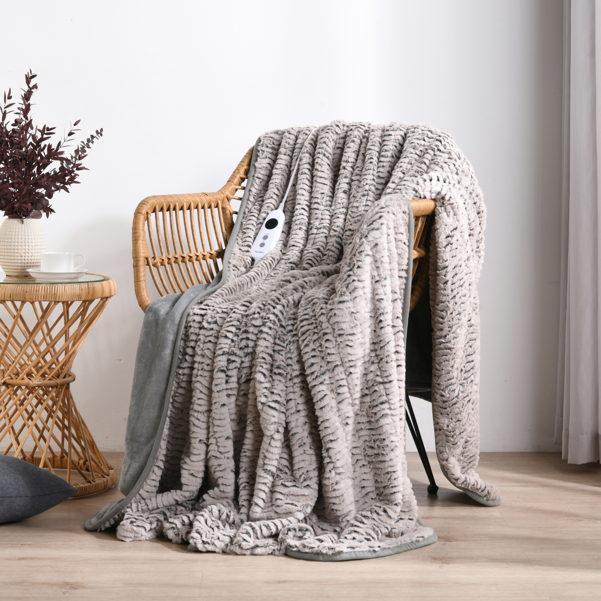 Dreamaker Washable Electric Heated Throw Rug Snuggle Blanket Fleece Faux Fur - Picture 110 of 156